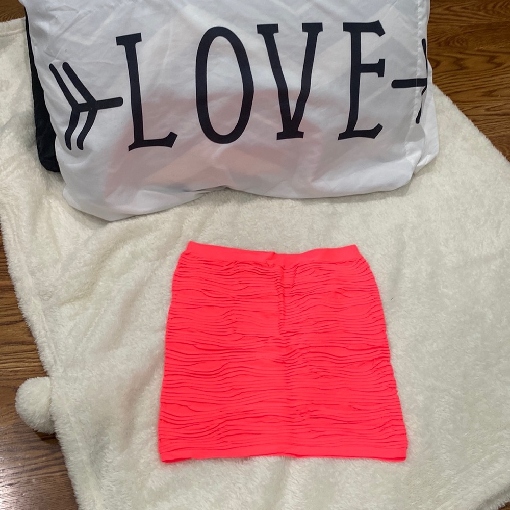 Skirt. S